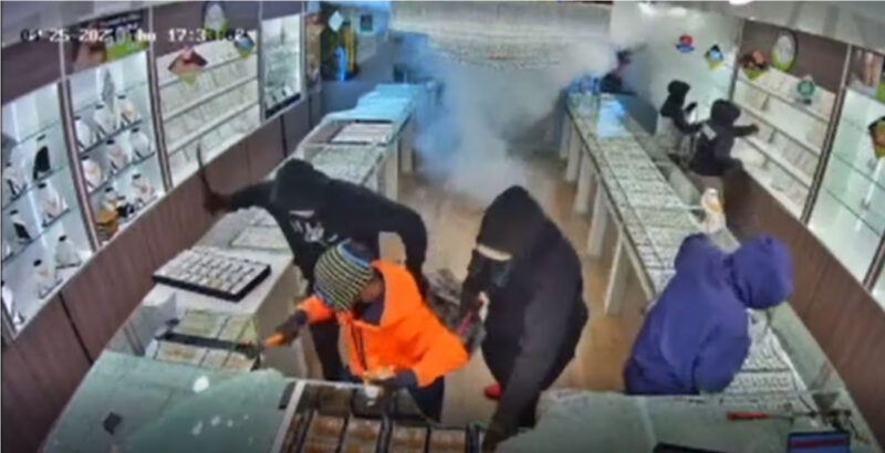 Recent Spate of Jewellery Thefts Involving Children Triggers Law Enforcement Surge nz robberies